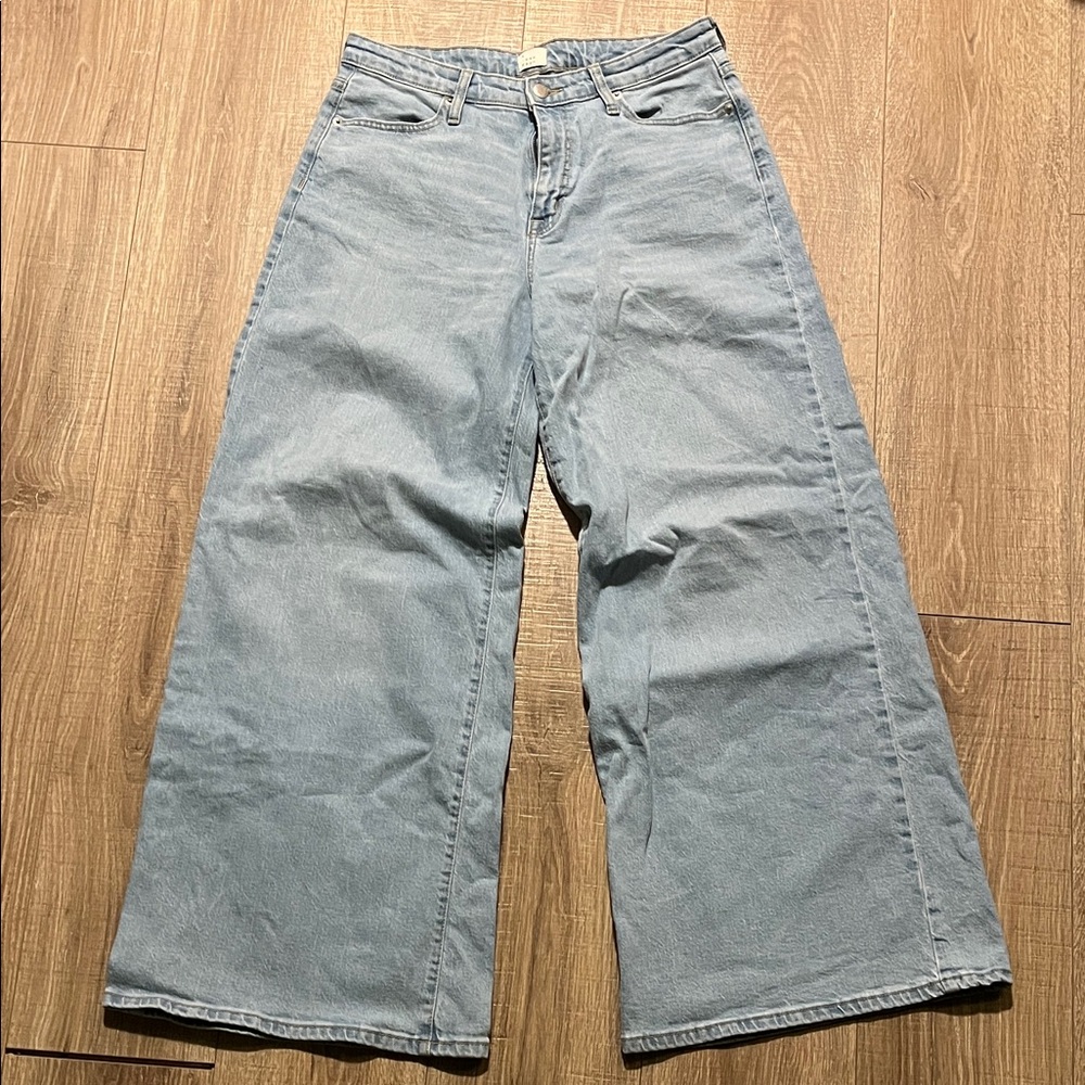 Women’s a new day Light Blue Flare Jeans Size 6